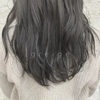 ロング カラー ハイトーン🦢 Natsumiのヘアスタイル