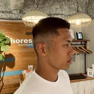 ショート メンズ 関野 大悟のヘアスタイル