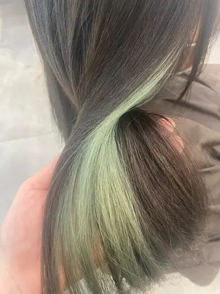 ロング little salt 渋谷店所属・akina*ブリーチ ♡トレンドヘアのヘアスタイル