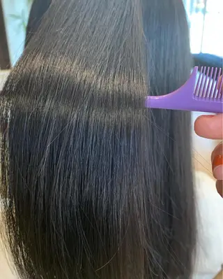 セミロング パーマ newi saLyu 片岡ふきのヘアスタイル