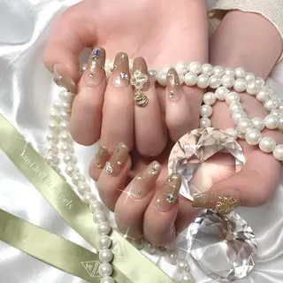 ネイル élu by Noriko 前原のネイルデザイン