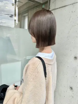 ショート 山崎結菜 🫧透明感カラーのヘアスタイル
