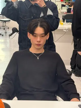 ショート パーマ ヘアアレンジ メンズ 顔まわりカット の達人のヘアスタイル