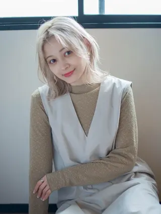 ミディアム 大野 まなかのヘアスタイル