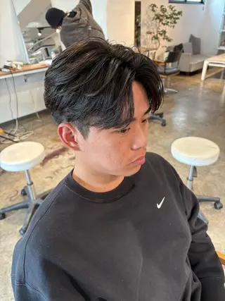 ショート パーマ メンズ become men's hair 名駅店所属・名駅/フェザーパーマ 韓国ヘア/森岡のヘアスタイル