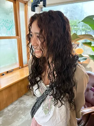ロング パーマ ノハナ💜北谷 BY MY SIDEのヘアスタイル