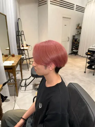 ショート カラー メンズ 三澤 優音のヘアスタイル