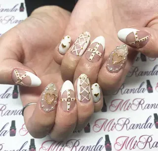 ネイル MiRanda Nail所属・MiRanda 保坂 舞のネイルデザイン