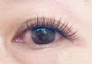 マツエク・マツパ 佐藤 詩織のマツエク・マツパデザイン