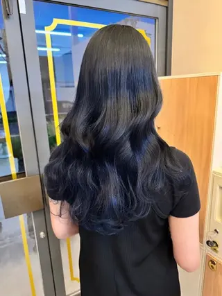ロング カラー 市川 陽菜のヘアスタイル