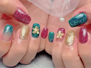 ネイル マジックミラー所属・マジック ミラーのネイルデザイン