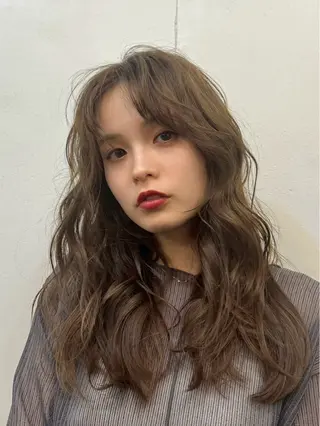 ロング new open Farbeのヘアスタイル