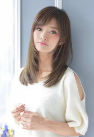 ロング 奥谷 美代子のヘアスタイル