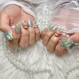 ネイル M2 BEAUTY Rionのネイルデザイン