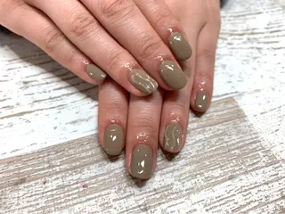 ネイル charme所属・. SHIORIのネイルデザイン