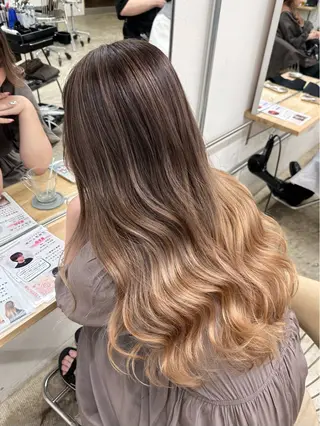 カラー Femme woman所属・Femme ♡AIRIのヘアスタイル