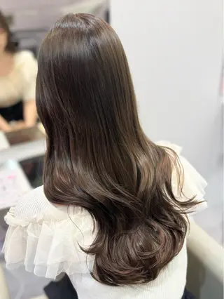 ロング カラー amane໒꒱うる艶 ブリーチ透明感カラーのヘアスタイル