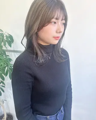 ミディアム pole pole所属・坂本 美佳のヘアスタイル