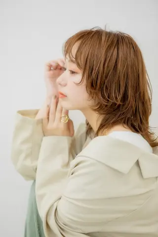 カラー glam ミサキのヘアスタイル