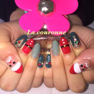 ネイル Lacouronne NATSUMIのネイルデザイン