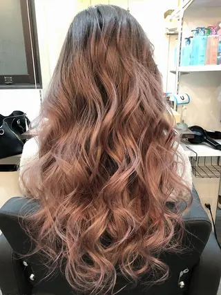 セミロング 100%高級人毛使用 LANIUMEDAのヘアスタイル