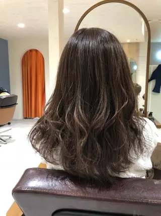 カラー 小島嵩人 縮毛矯正 髪質改善のヘアスタイル