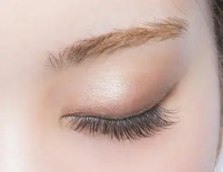 まつエク Aya Pilinaの眉毛・アイブロウイメージ