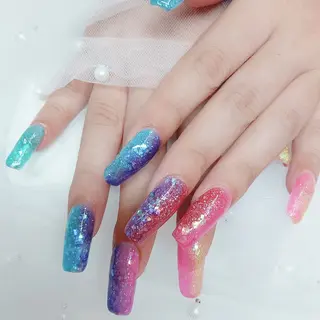 ネイル 柘植 祐子のネイルデザイン