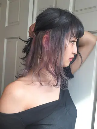 ミディアム カラー ホワイト&レイヤーカ ットエクステ長畠俊輔のヘアスタイル