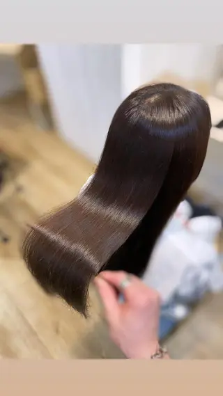 セミロング リベルテ所属・♦️髪質改善韓国レイ ヤー♦️副店長のヘアスタイル