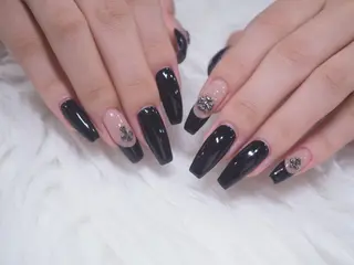 ネイル 西原 愛莉のネイルデザイン