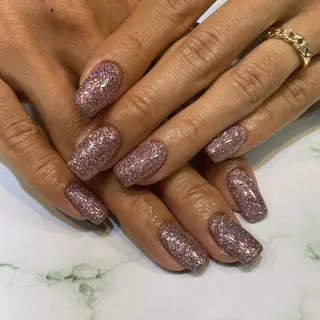 ネイル 糀屋 彩奈のネイルデザイン