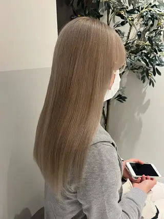 ロング aoi ♡グレージュ ・ベージュカラーのヘアスタイル