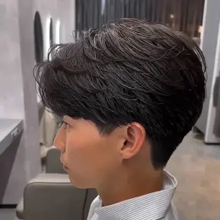 パーマ メンズ メンズパーマ🔵 ハイトーン✨原田慎也のヘアスタイル