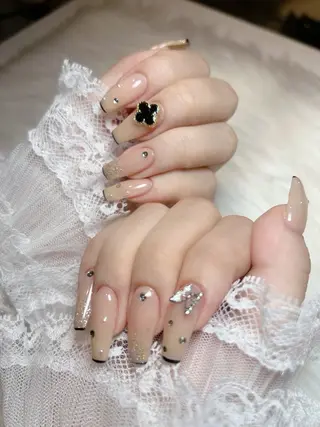 ネイル Naru Kelinailのネイルデザイン