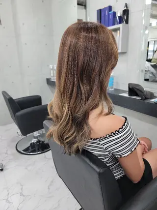 ロング カラー ❇️安達 優心❇️ 髪質改善/艶髪特化のヘアスタイル
