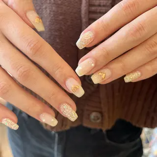 ネイル 鈴木 里奈のネイルデザイン