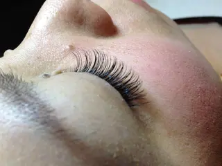 マツエク・マツパ 🥚sumire🥚 アイデザイナーの眉毛・アイブロウイメージ