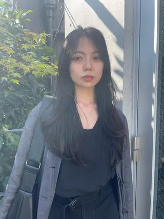 セミロング 佐伯 和佳のヘアスタイル