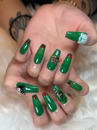 ネイル Nail salon  Euphoria所属・Euphoria Sakiのネイルデザイン