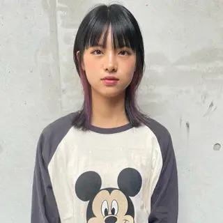 ミディアム カラー ホリケ アオイのヘアスタイル