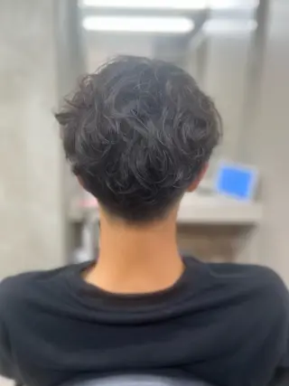 パーマ メンズ 🐈‍⬛多系統🕶 tsubura🖤のヘアスタイル