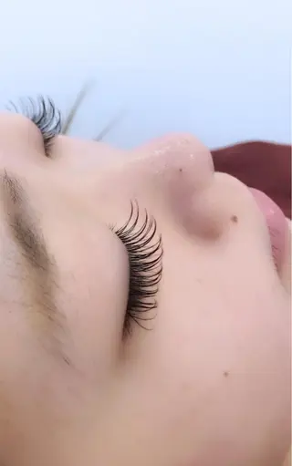 マツエク・マツパ 岡田詩織 MODE Ks松原店のヘアスタイル