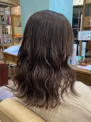 カラー 會田 賢太郎のヘアスタイル