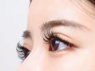 マツエク・マツパ ma cherie所属・AY アイリスト歴18年のマツエク・マツパデザイン