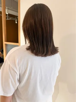 セミロング カラー 似合わせぷつっとボブ 縮毛矯正 久保田彩菜のヘアスタイル