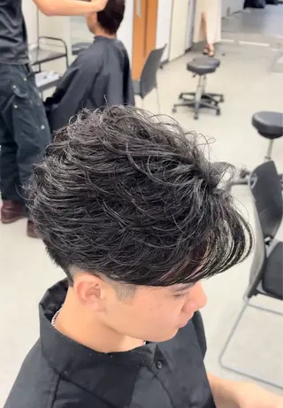 パーマ メンズ センターパート/ニュ アンス🔥鎌田嵩矢のヘアスタイル
