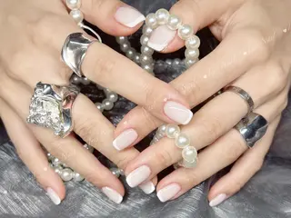 ネイル 藤田 月のネイルデザイン