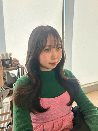 ロング 🎀大竹美侑／顔まわ りカット／レイヤーのヘアスタイル