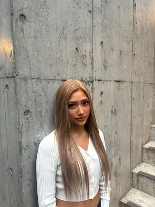 カラー 外国人風ヘア ×18歳美容師ルイヤのヘアスタイル